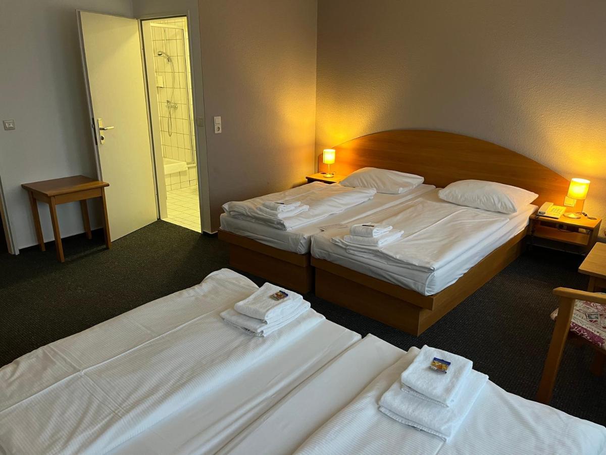 Astral'Inn Leipzig Hotel & Restaurant Екстер'єр фото